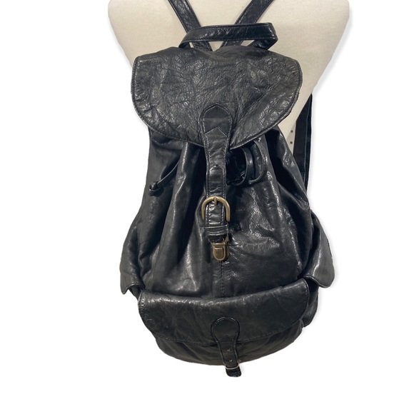 Wilsons Leather Bags Vintage Wilsons Black Leather Backpack Poshmark
